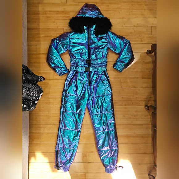 Dolls Kill Club Exx Aurora Beam Holographic Blue Purple Green Black Fur Snowsuit - Picture 2 of 16